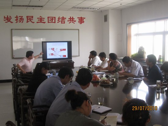 天津家具五廠與國(guó)富縱橫展開全面合作